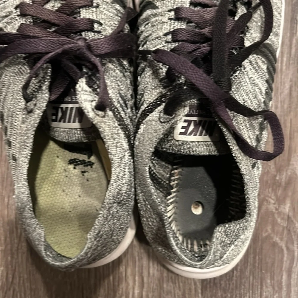 Men’s Nike Free Rn Flyknit Gray Athletic/Running Shoes Size 7